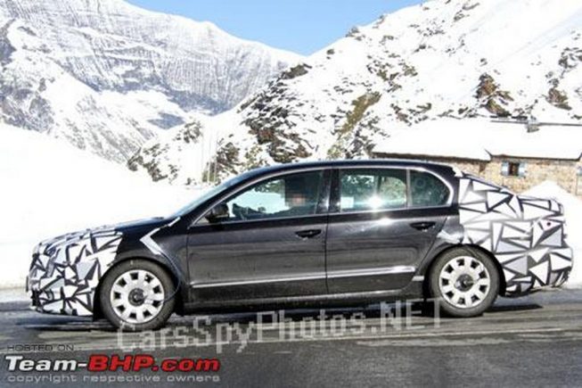 2012 Skoda Superb side