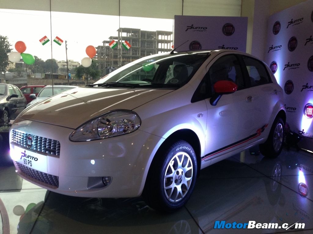 New 2013 Fiat Punto Sport launched