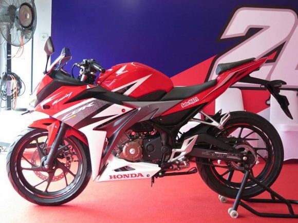 2016 Honda CBR150R Facelift Side