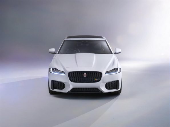 2016 Jaguar XF Front