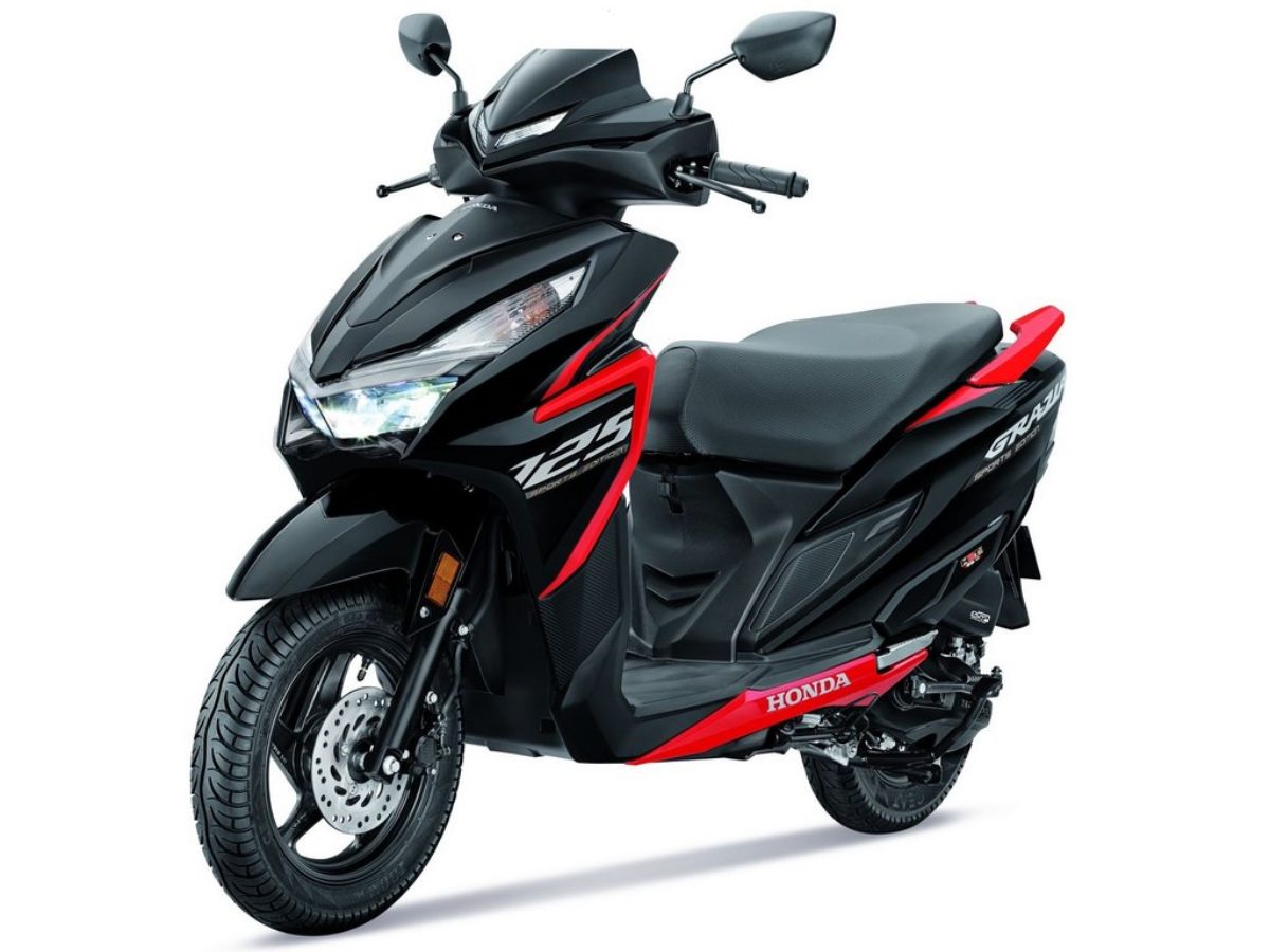 Honda dio discount black 2021 price