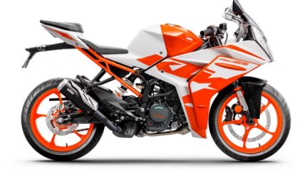 2022 KTM RC 125 Ceramic White