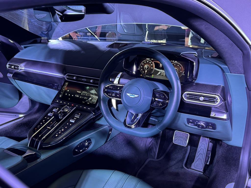 2024 Aston Martin Vantage Interior