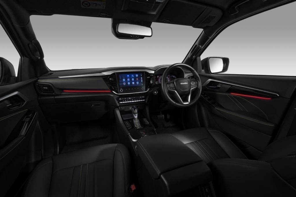 2024 Isuzu MU-X Interior