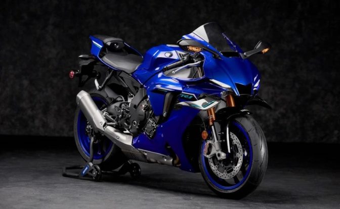 2024 Yamaha R1