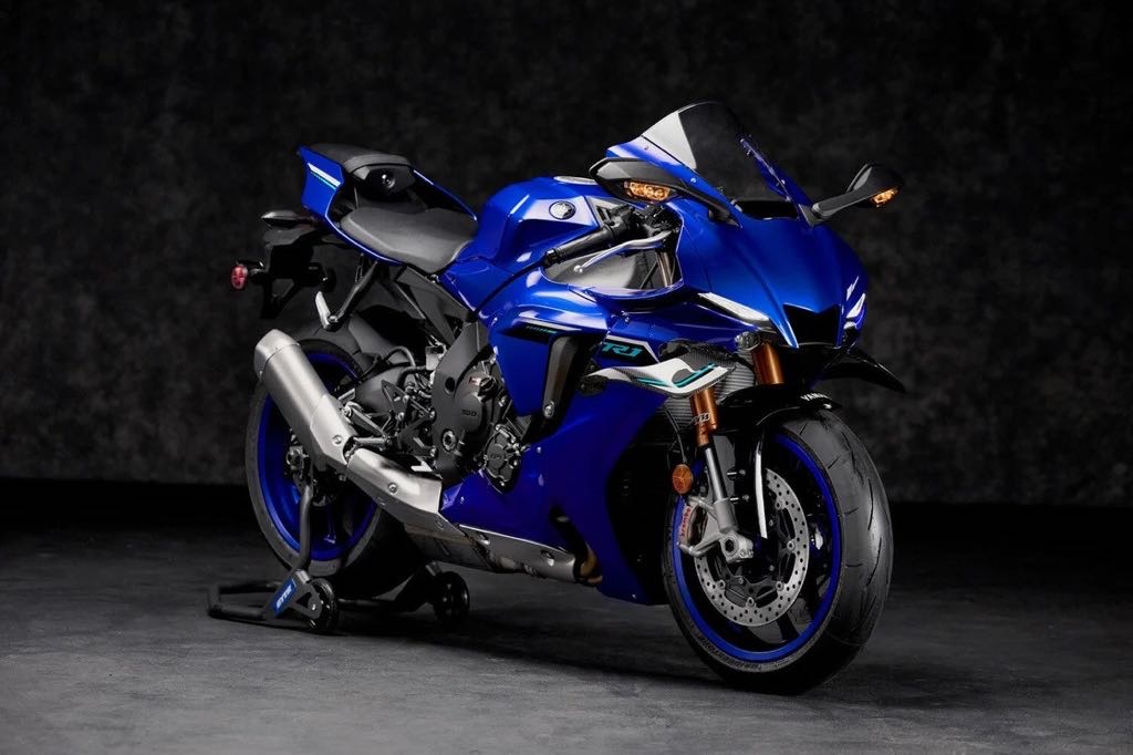 2024 Yamaha R1