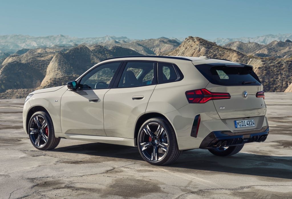 2025 BMW X3 Rear Profile