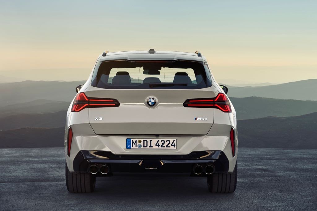 2025 BMW X3 Rear