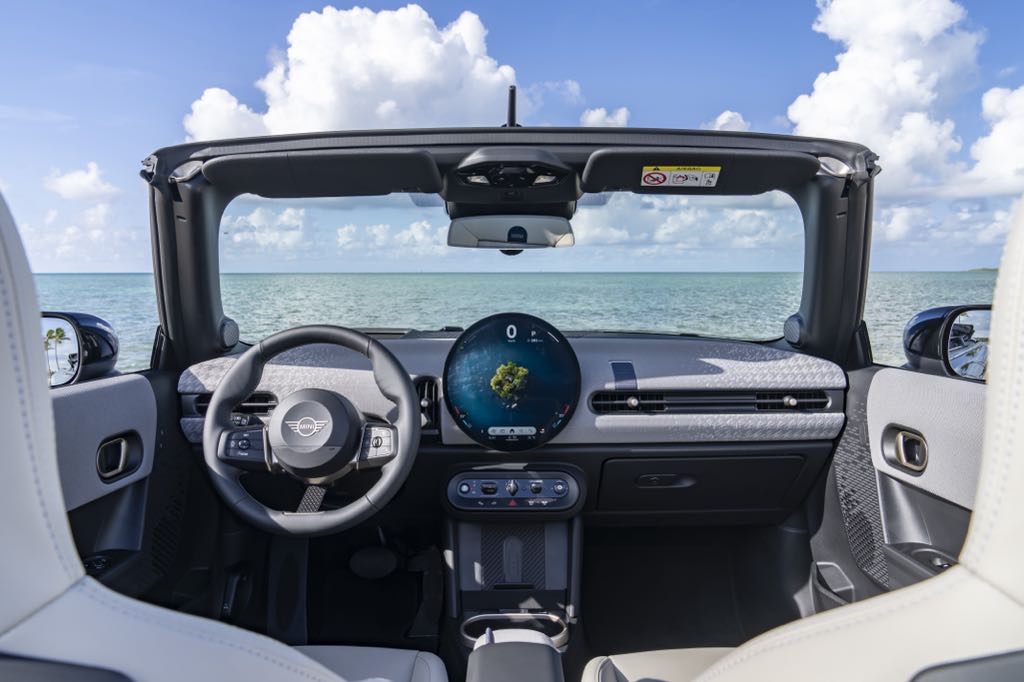 2025 MINI Convertible Interior