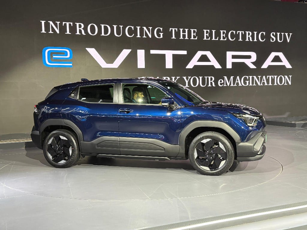 2025-Maruti-Suzuki-E-Vitara-Side