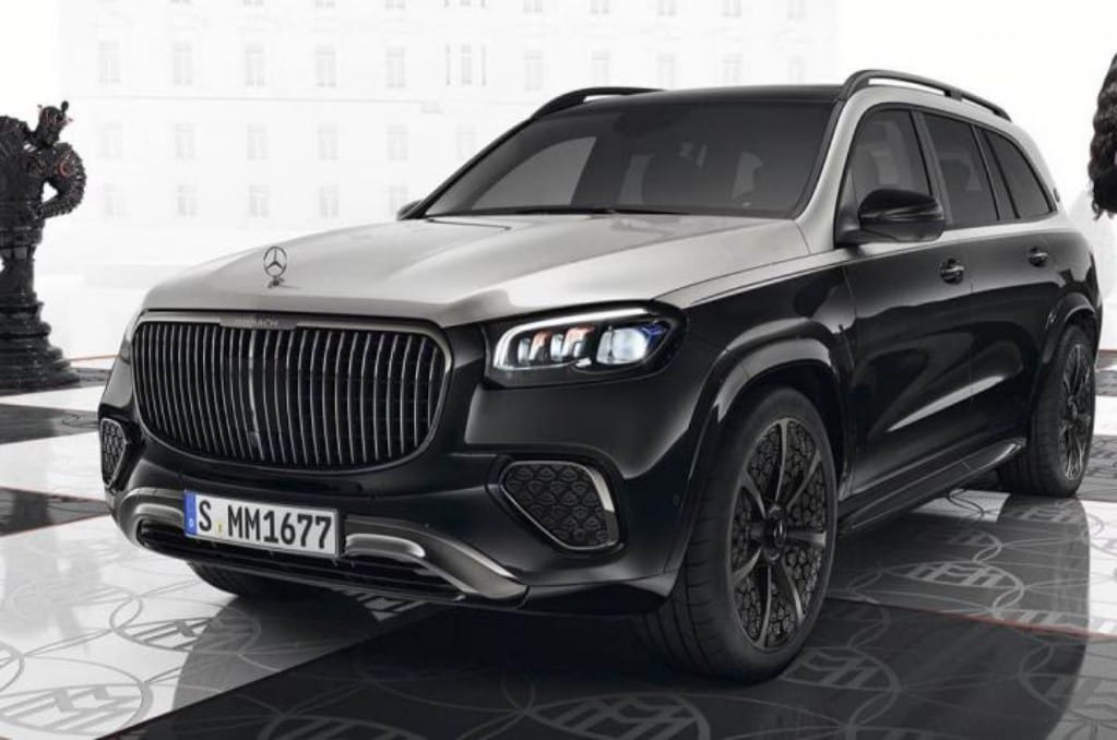 2025 Mercedes-Maybach GLS 600 Night Series Front