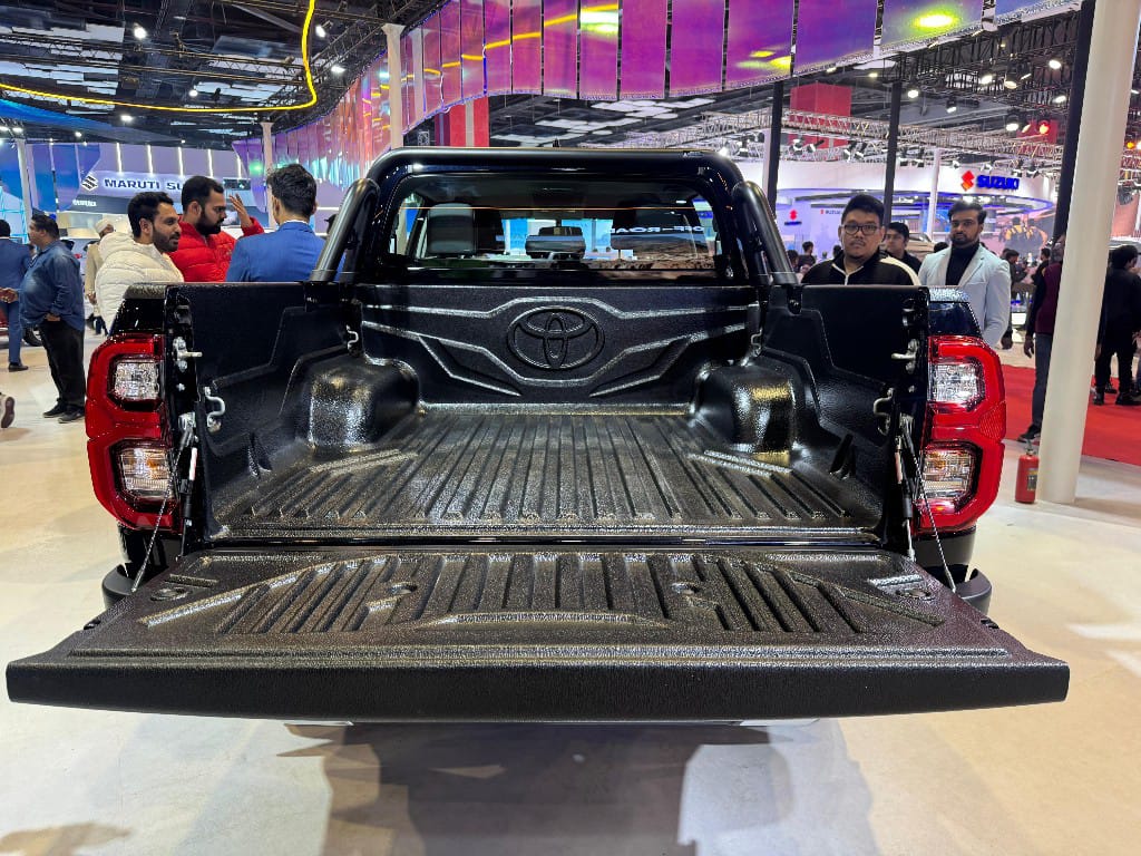 2025 Toyota Hilux Boot