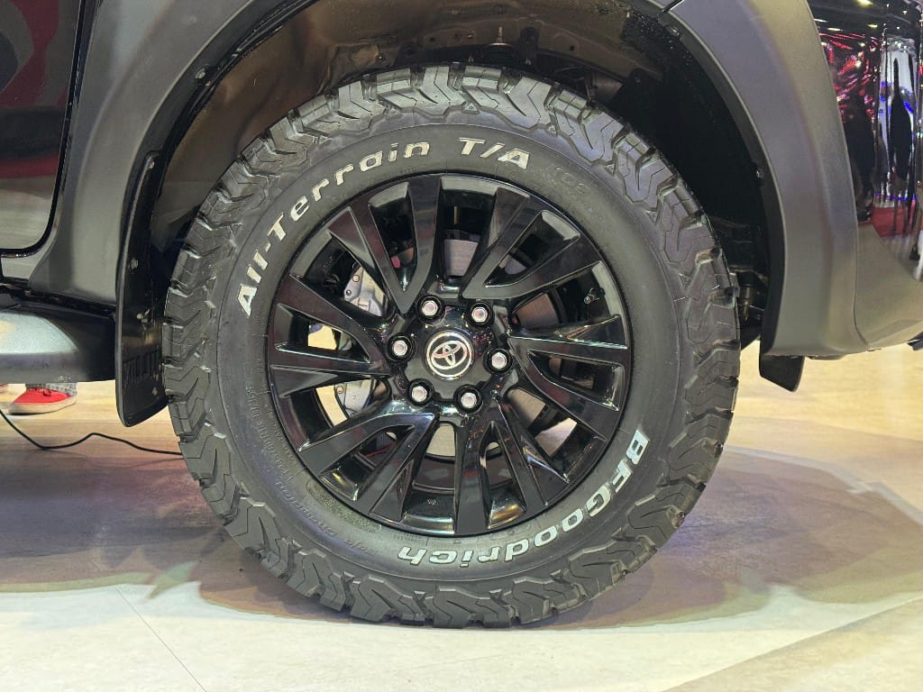 2025 Toyota Hilux Tyre