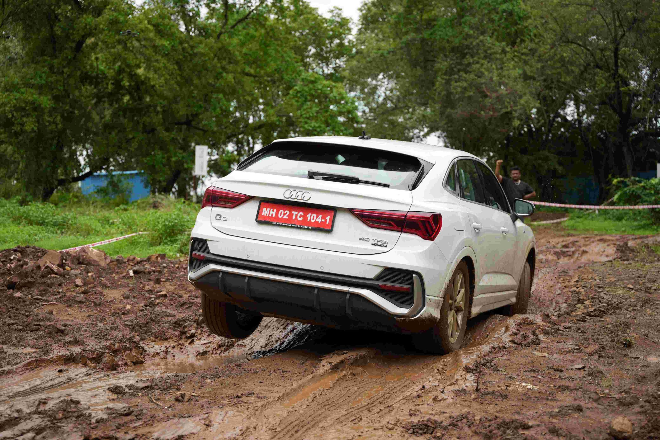 Audi Q3 Sportback on Articulation