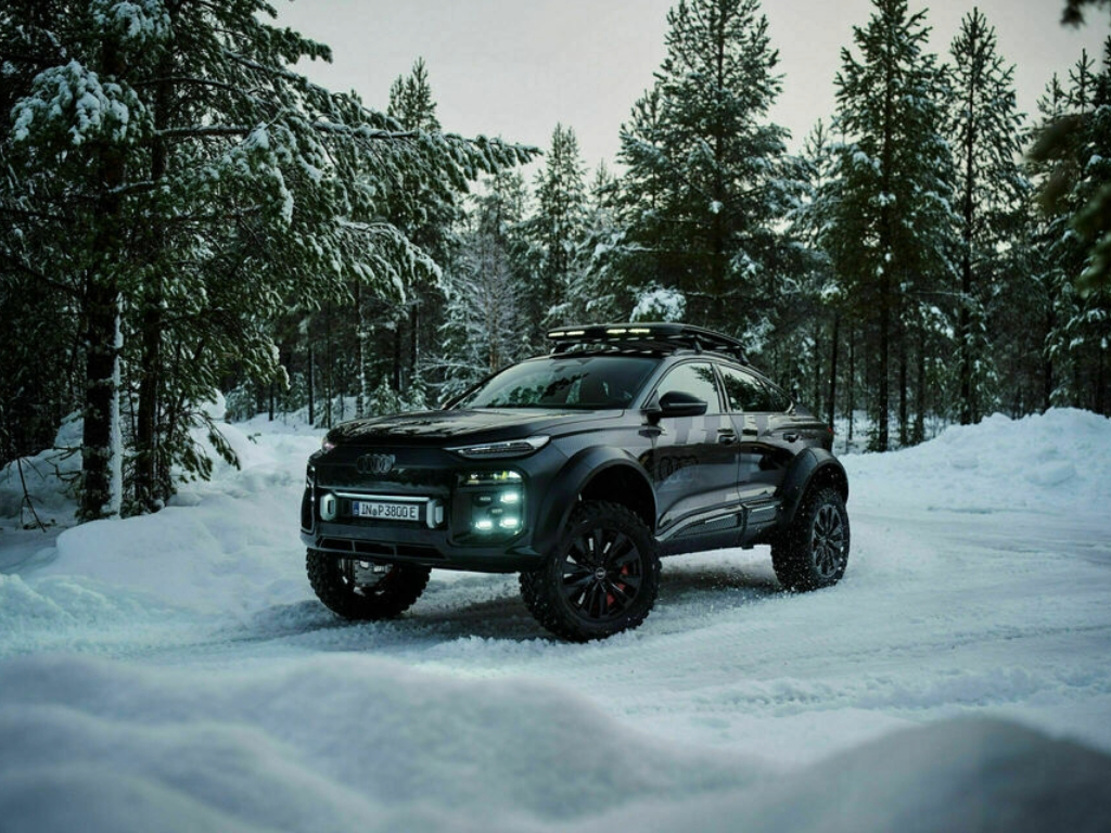 Audi Q6 e tron front