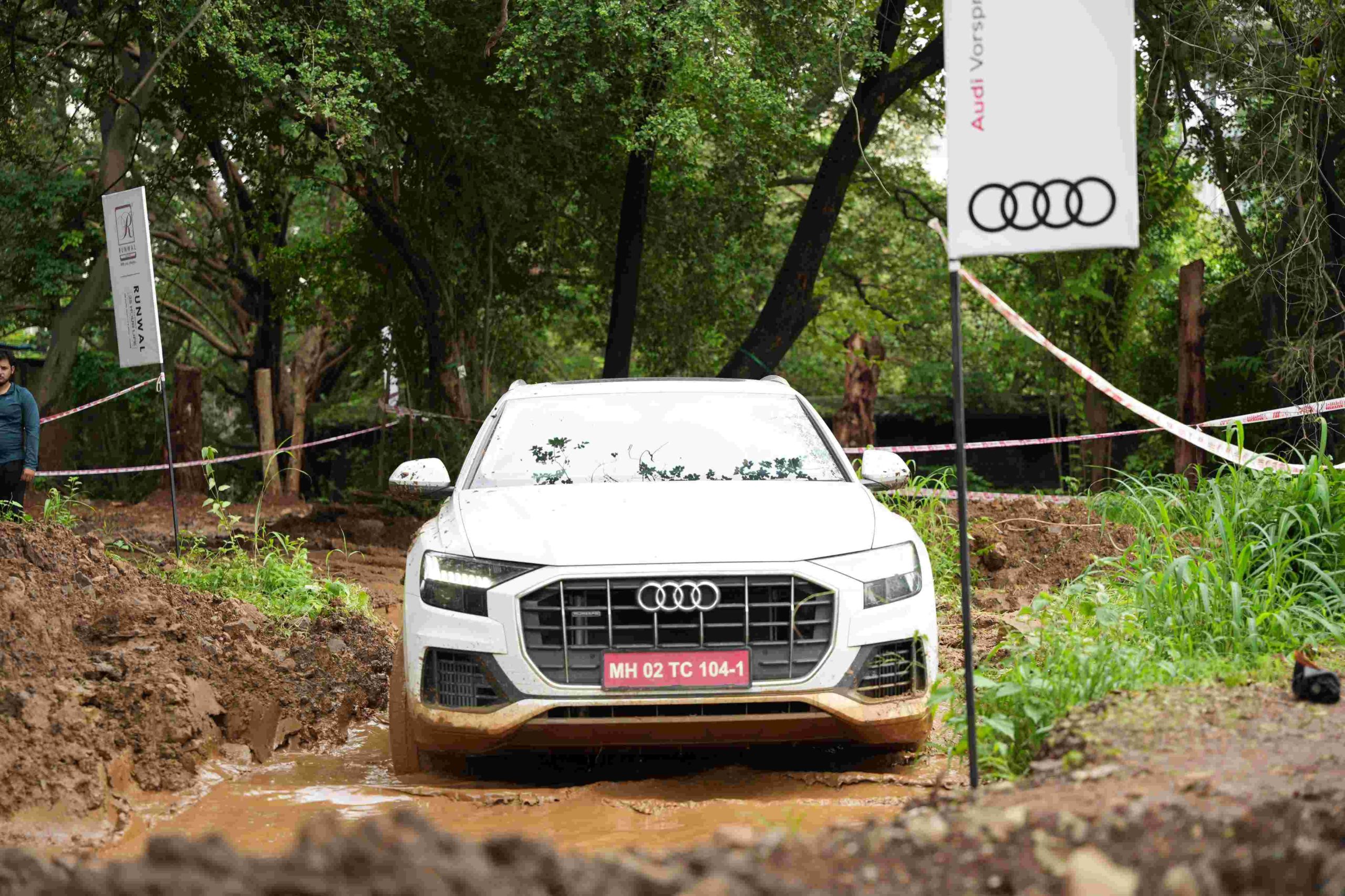 Audi Q8 Water Wading