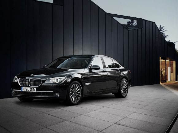 BMW 7-series Feature