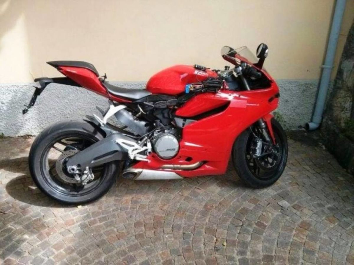 Ducati To Launch 899 Baby Panigale