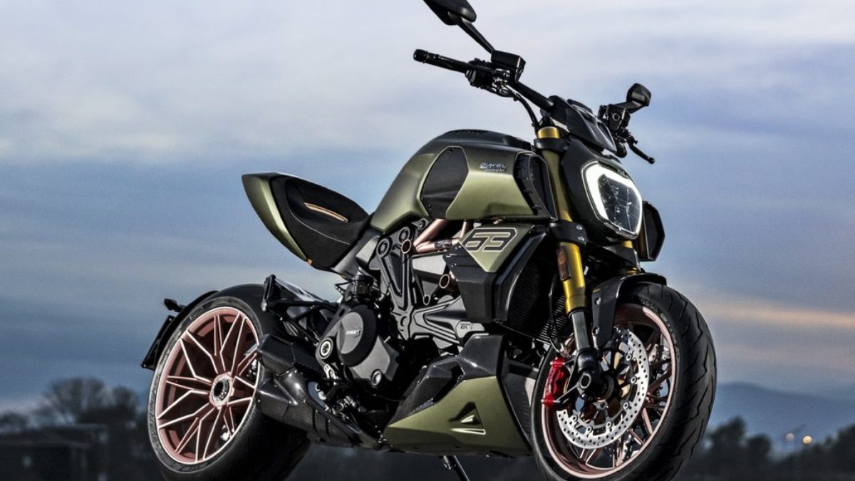 Moto diavel store lamborghini