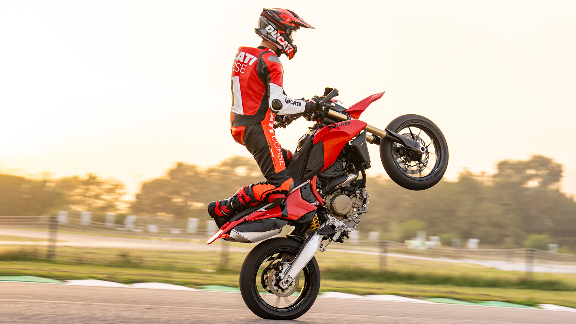 Ducati Hypermotard 698 Mono Launch 6