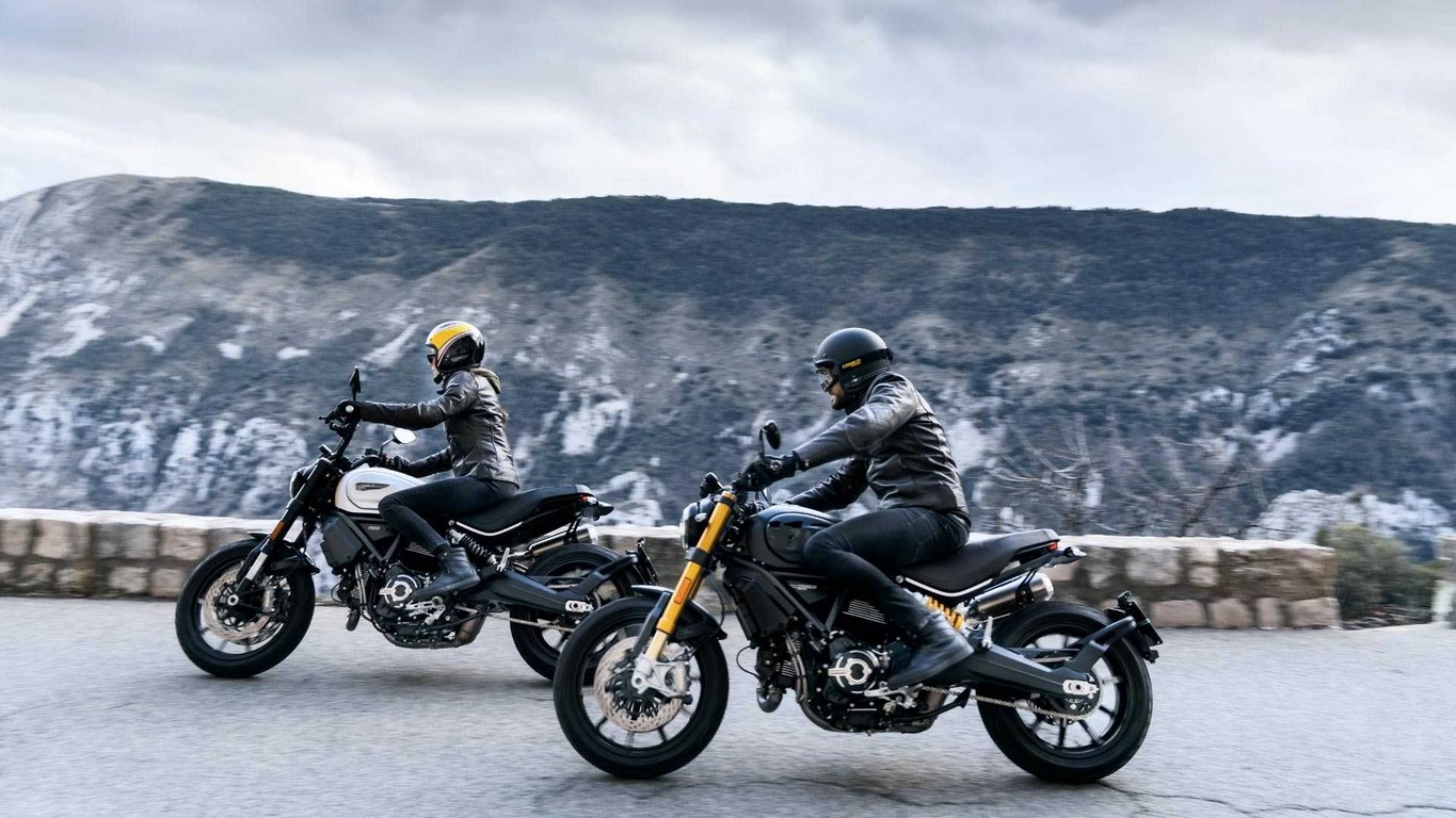 Ducati Scrambler 1100 Pro & Pro Sport 1