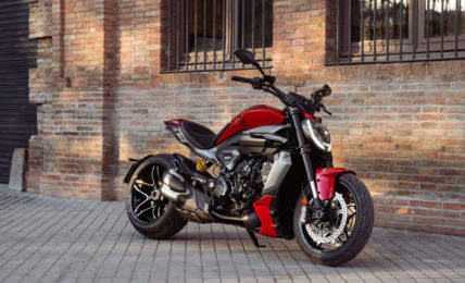 Ducati XDiavel V4 front