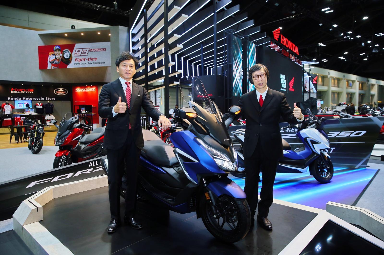 2021 Honda Forza 350 breaks cover overseas. Likely to arrive in India next  year