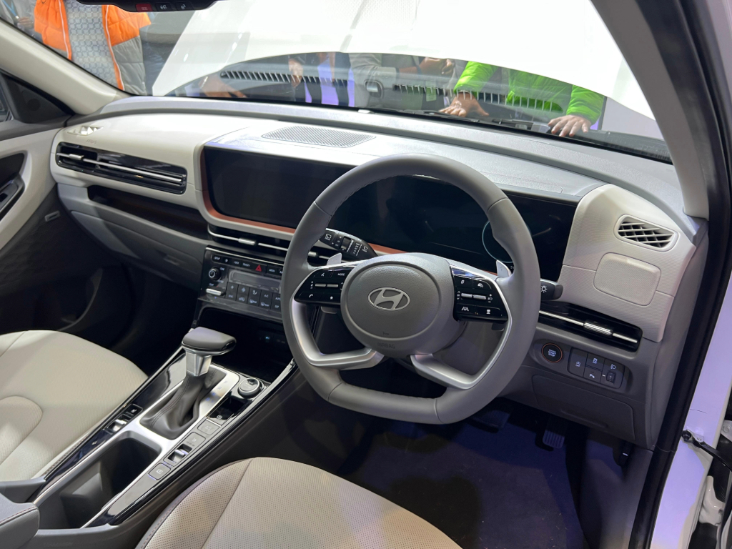 Hyundai Creta 1.0 Flex Fuel interior