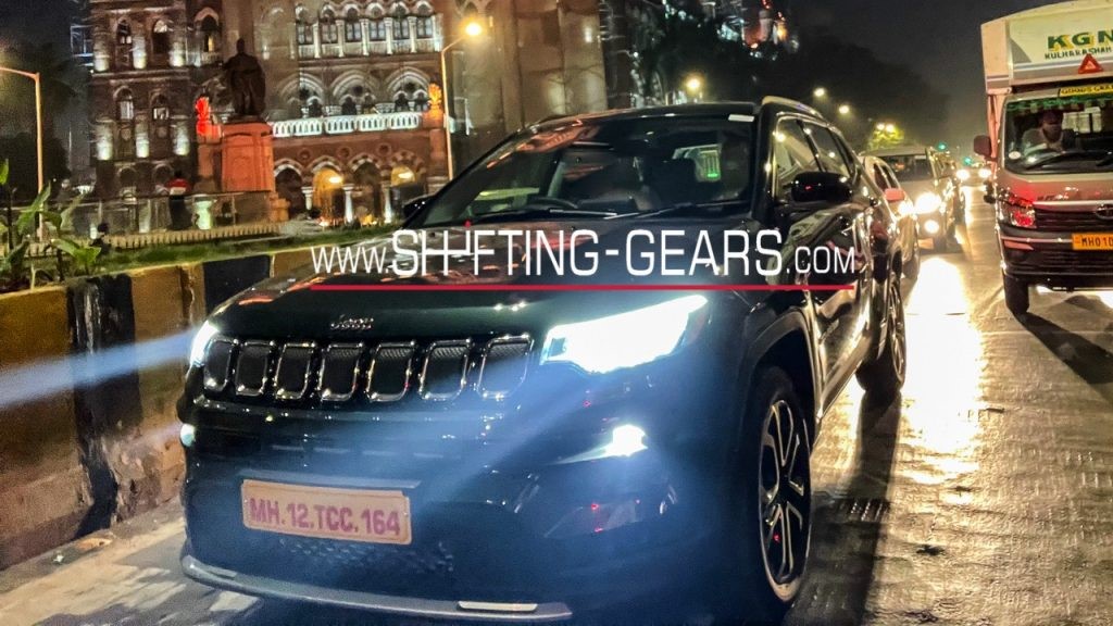 Jeep Compass Facelift Spotted