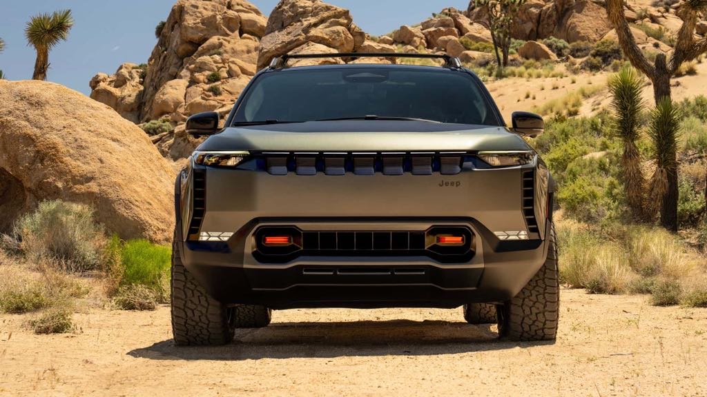 Jeep Wagoneer S Trailhawk Concept Front