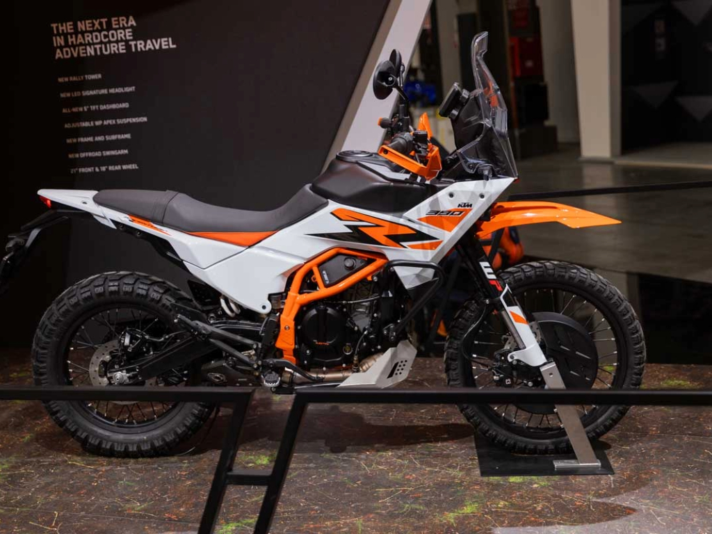 KTM-390-ADVENTURE-side