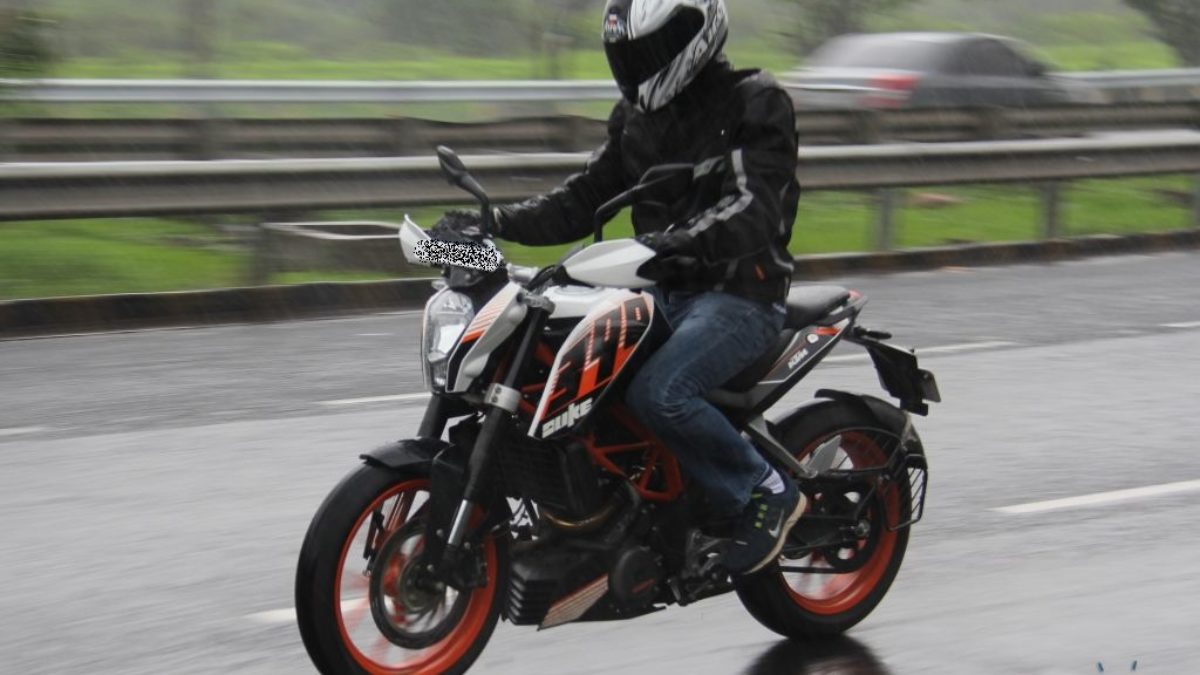 Best helmet for 2025 ktm duke 390