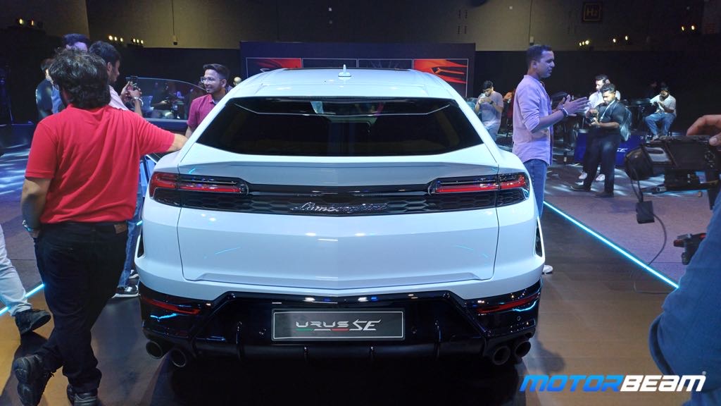 Lamborghini Urus SE Rear