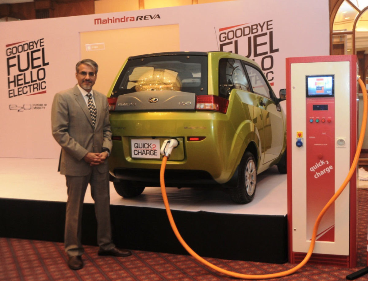 Mahindra reva clearance petrol car price