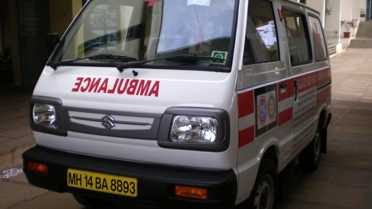 Maruti omni hot sale ambulance price list