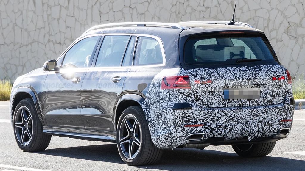 Mercedes GLS Facelift Spotted Rear