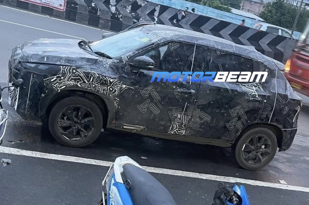 Nissan Magnite Facelift Spotted Testing