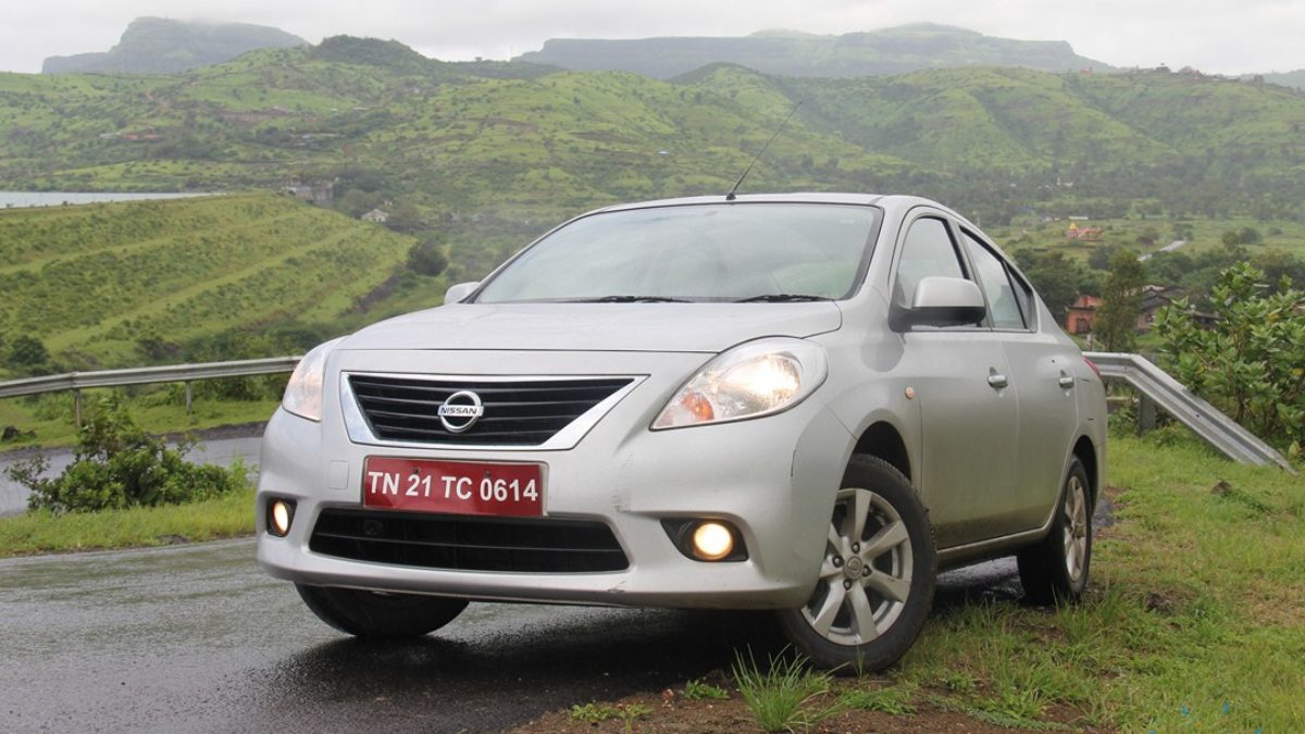 nissan sunny silver