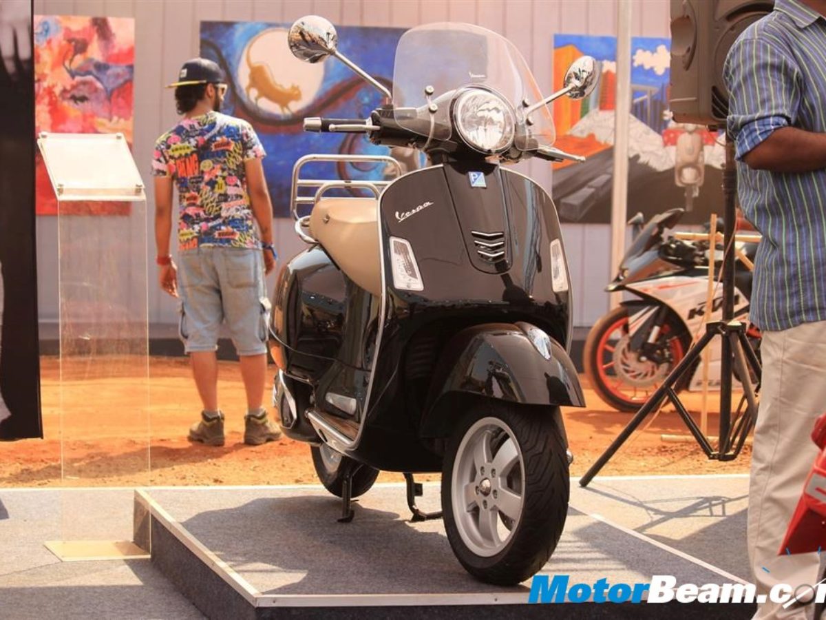 To Launch Vespa GTS 300 In Showcased At 2015 IBW