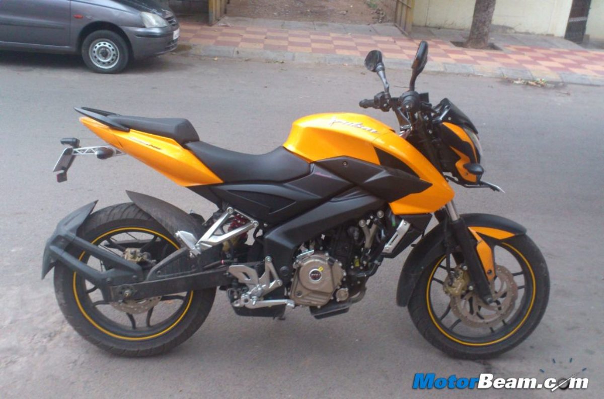 Pulsar 200 deals ls