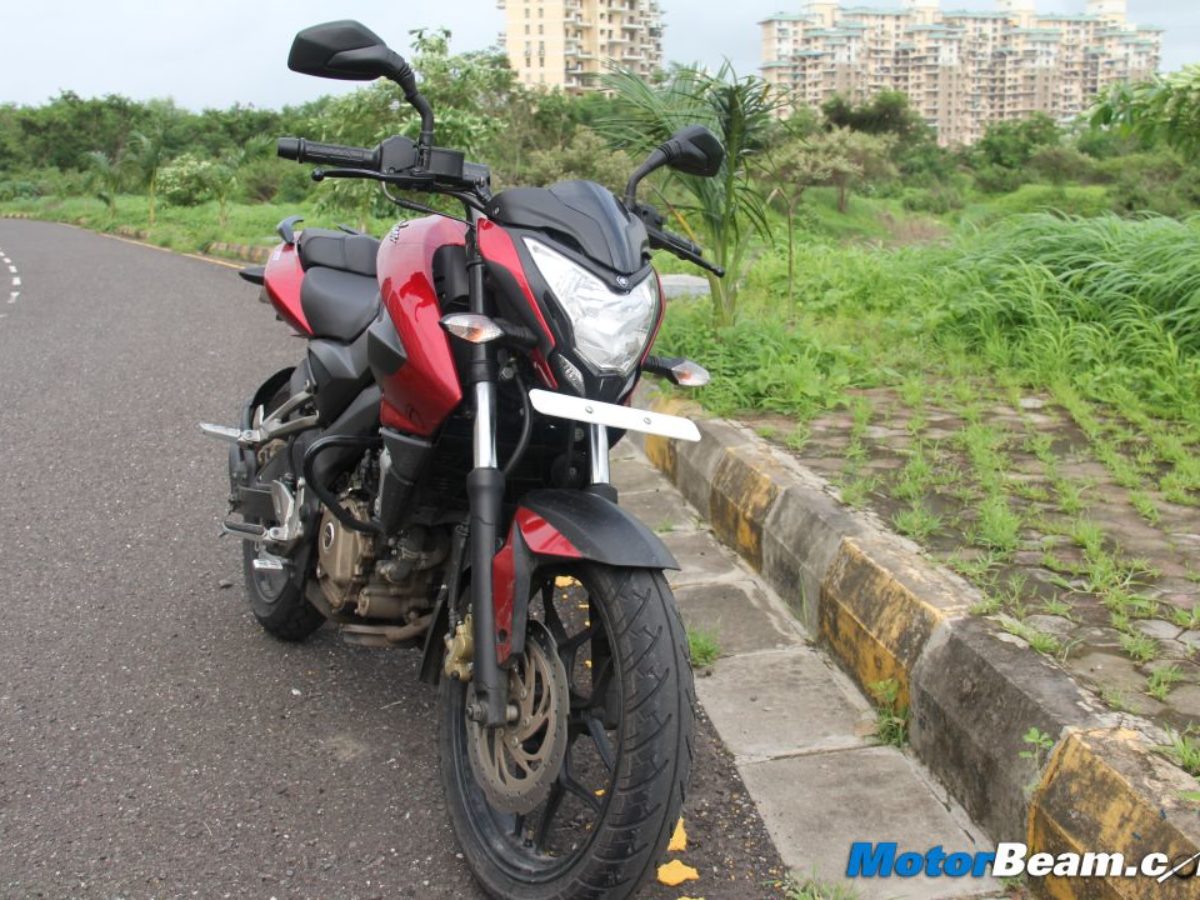 Pulsar 200 ns 2015 model deals price