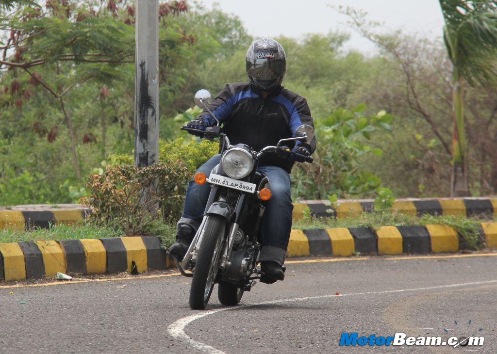 Bullet bike on online road