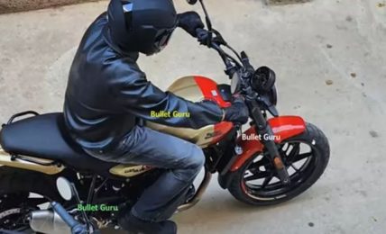 Royal Enfield Guerrilla 450 Spotted Testing