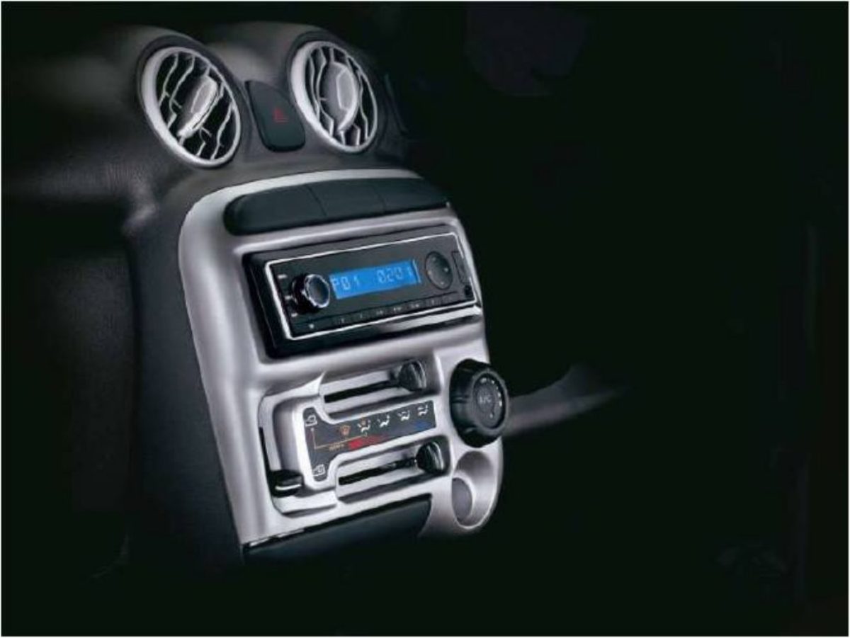 Santro xing car on sale music system