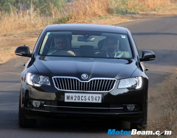 Skoda Superb Magnetic Brown