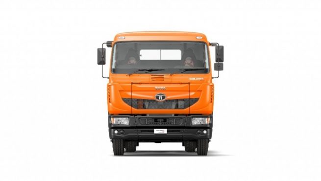 Tata Signa Front