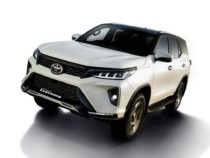 Toyota Fortuner Legender Front