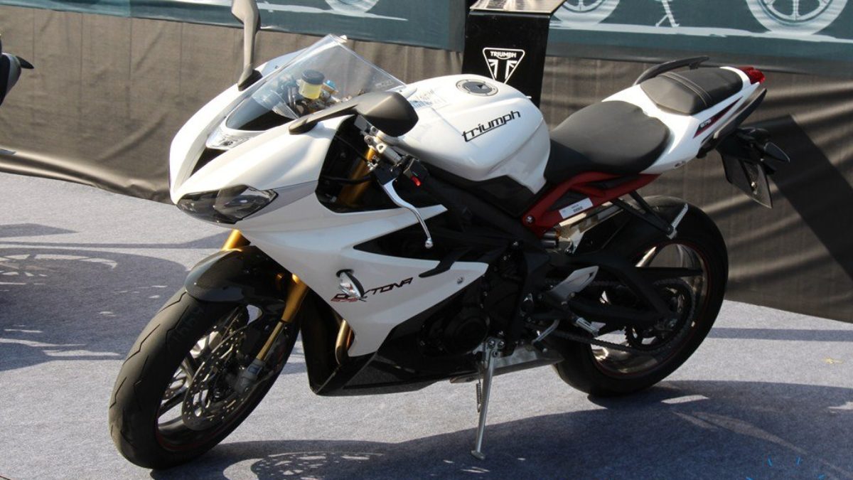 Triumph Recalls 34 Units Of Daytona 675r In India