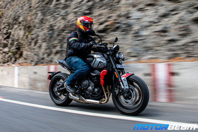 Triumph Trident 660 Review 2