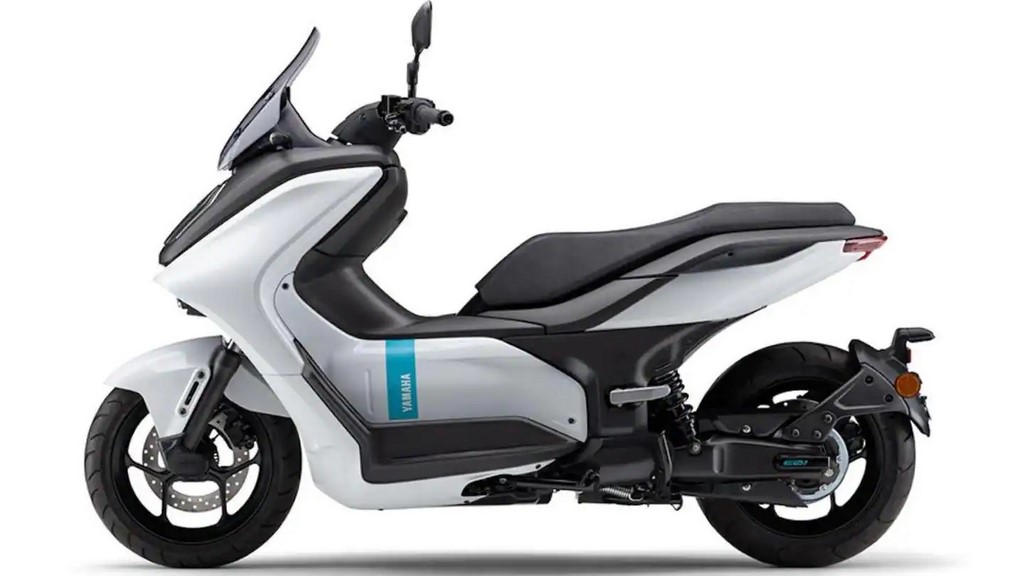 Yamaha E01 Electric Scooter Could Come India, Showcased To Dealers